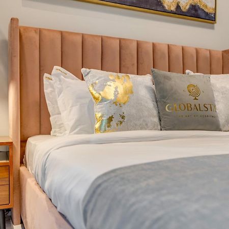 דובאי Globalstay J One Tower Apartments At Pearl Of Uae מראה חיצוני תמונה