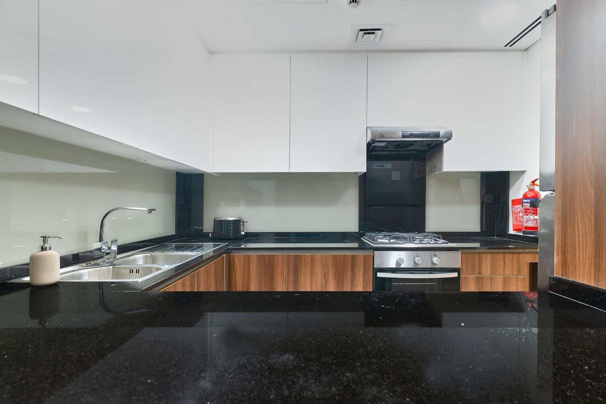 דובאי Globalstay J One Tower Apartments At Pearl Of Uae מראה חיצוני תמונה