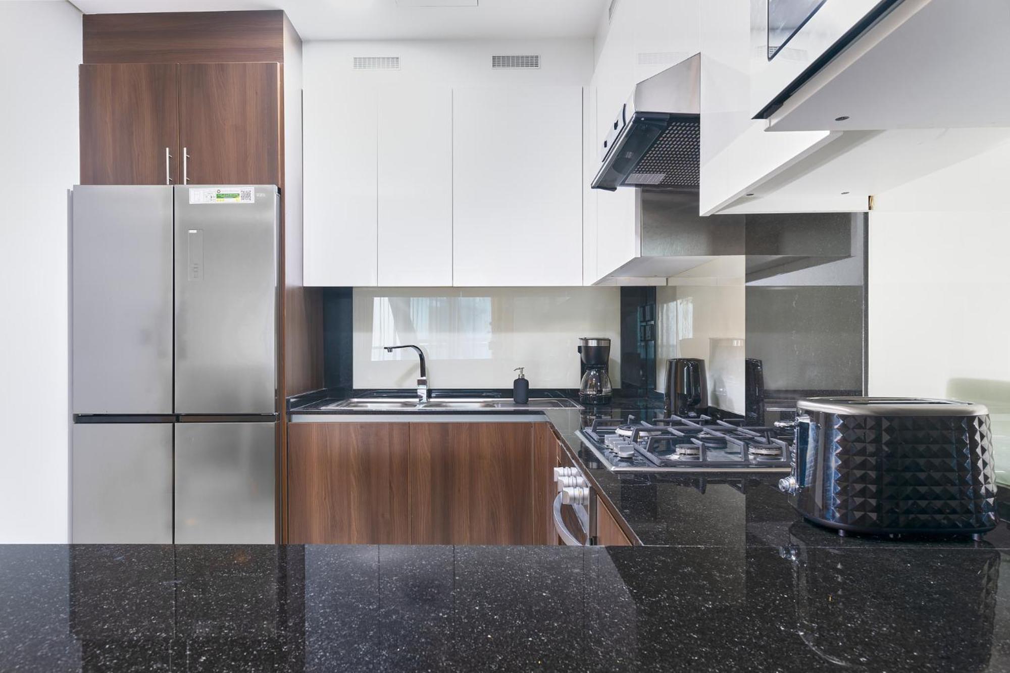 דובאי Globalstay J One Tower Apartments At Pearl Of Uae מראה חיצוני תמונה