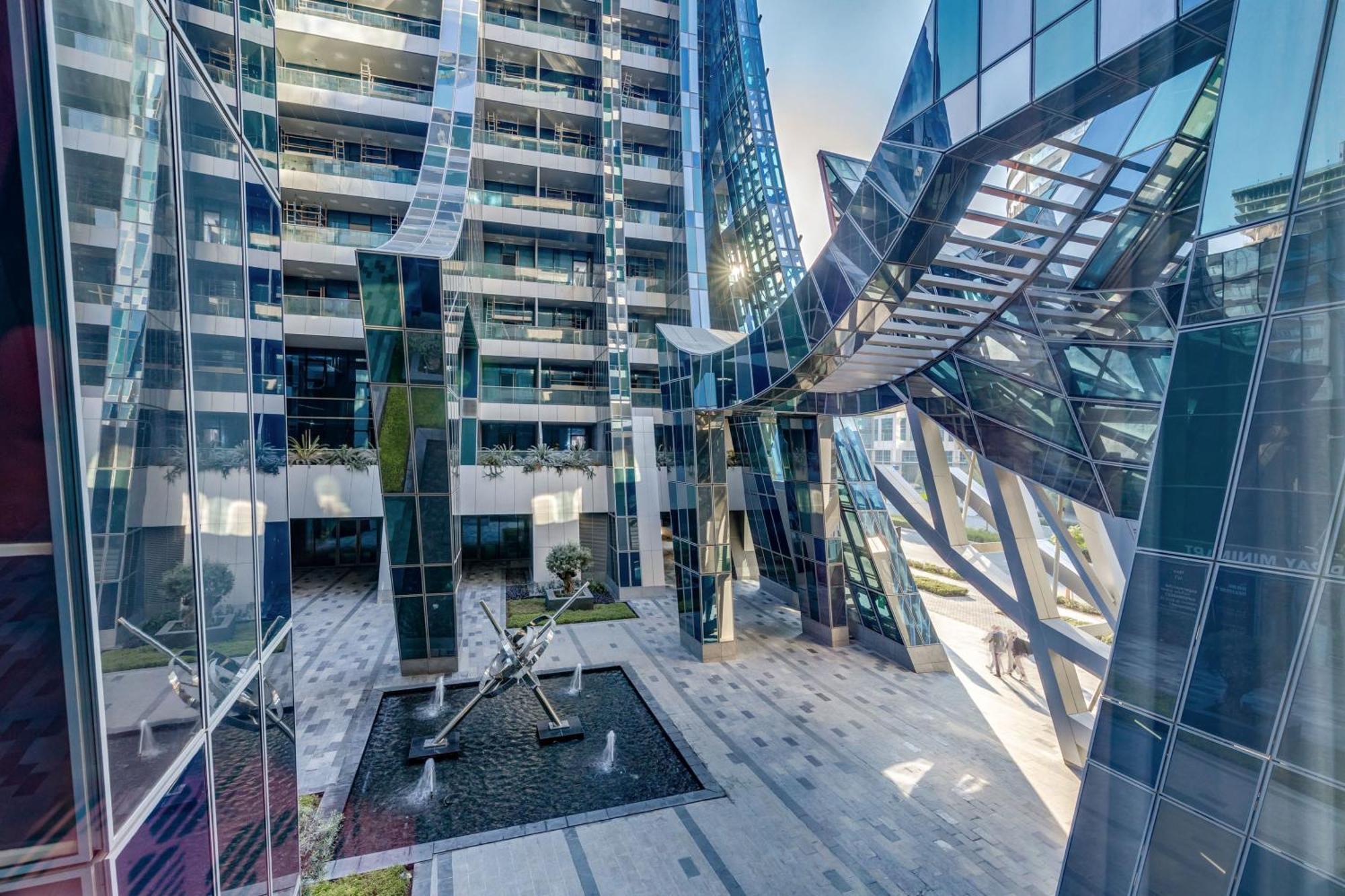 דובאי Globalstay J One Tower Apartments At Pearl Of Uae מראה חיצוני תמונה